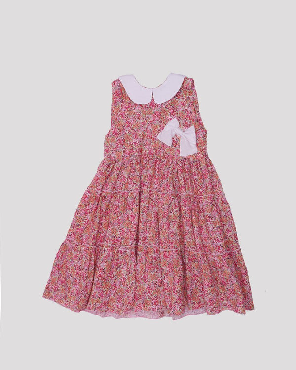 Rochie cu volane si guler alb